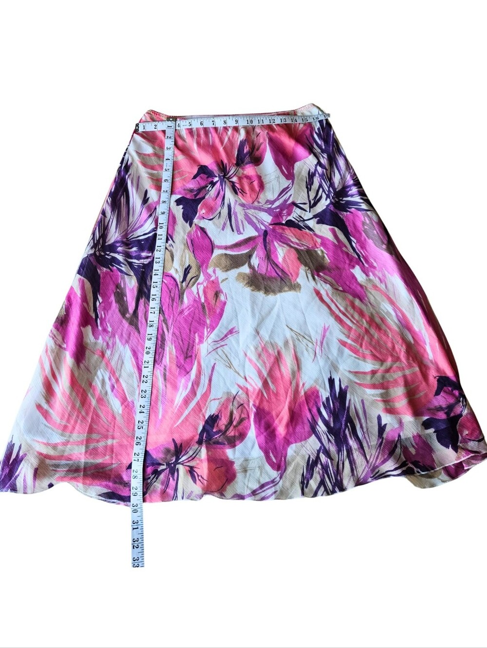 🌺Floral A-Line Midi Skirt in Pink and Purple - Picture 3 of 6